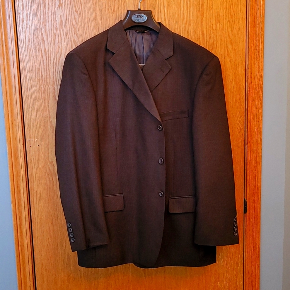 Men's Caravelli Suit